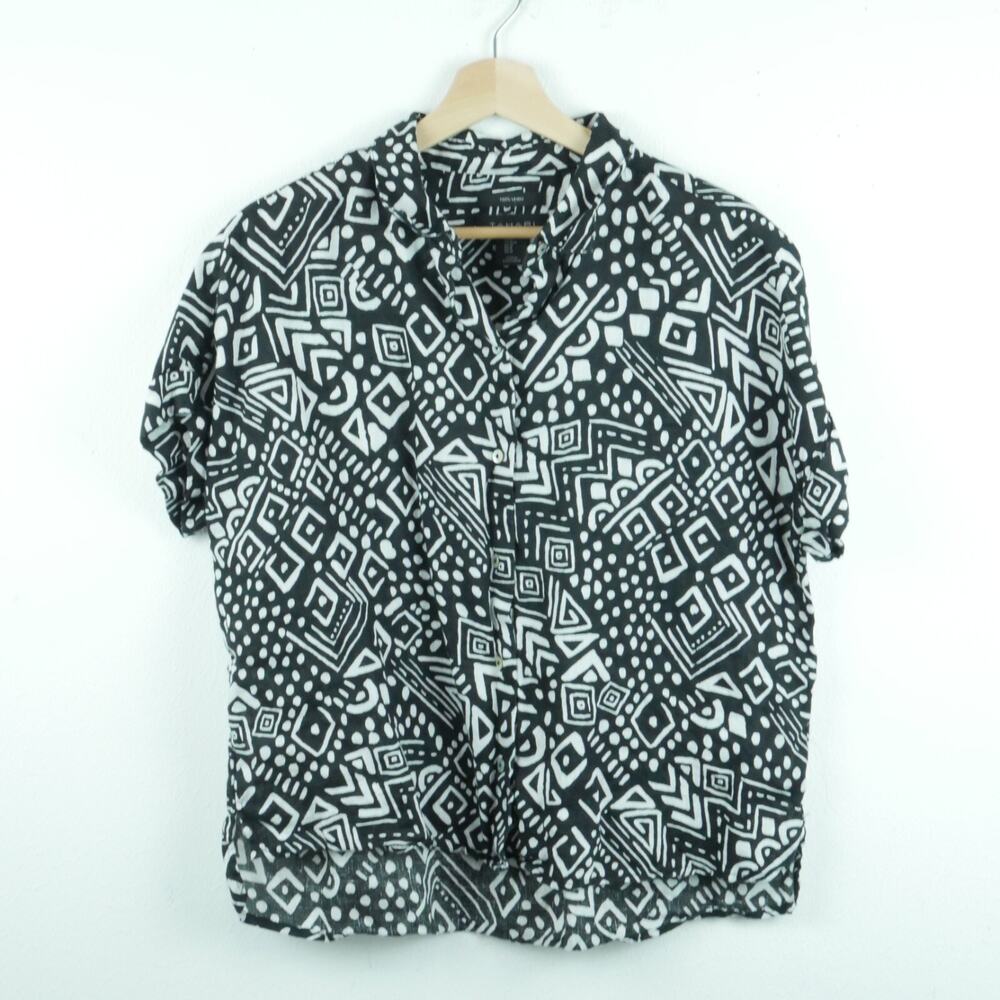 Tahari Medium Top 100% Linen Boho Tribal‎ Print Summer Short Sleeve Geometric